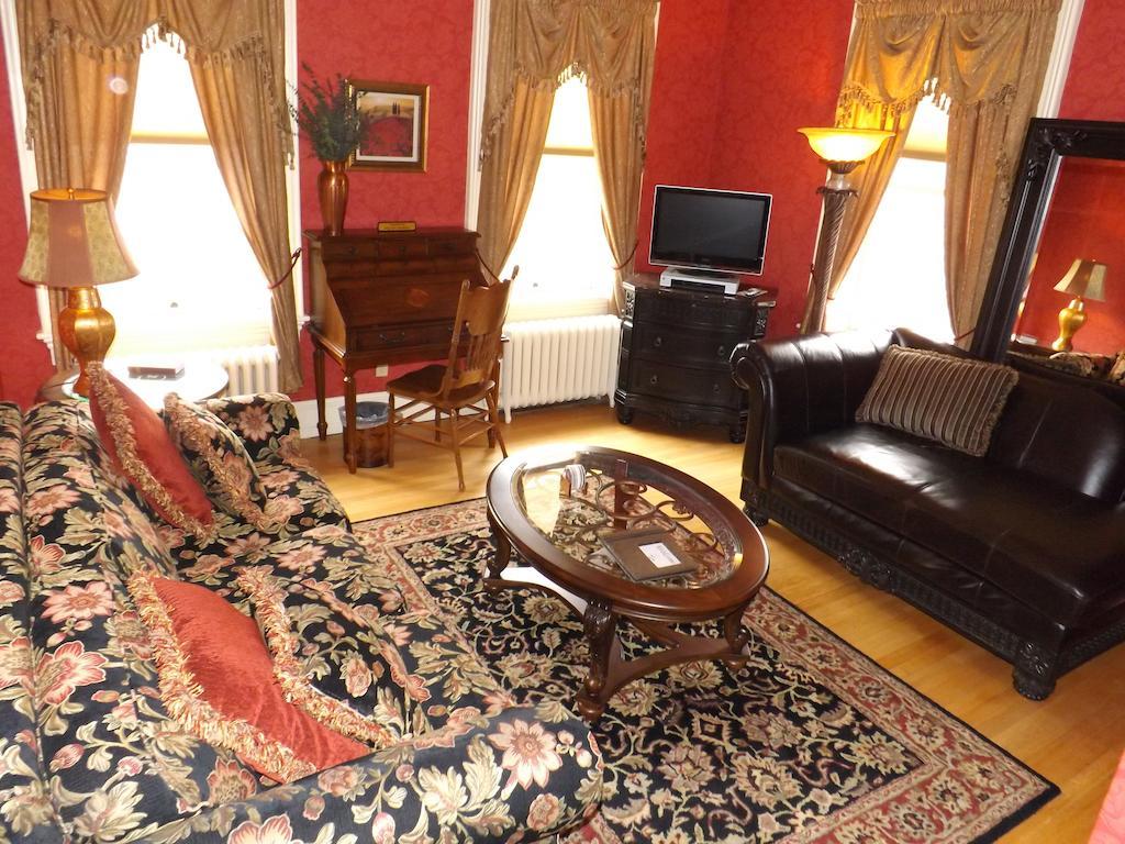 Annville The Patriot House Bed & Breakfast חדר תמונה