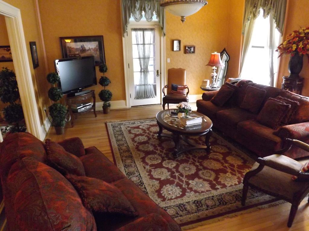 Annville The Patriot House Bed & Breakfast מראה חיצוני תמונה
