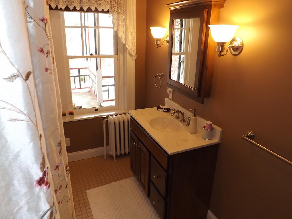 Annville The Patriot House Bed & Breakfast חדר תמונה
