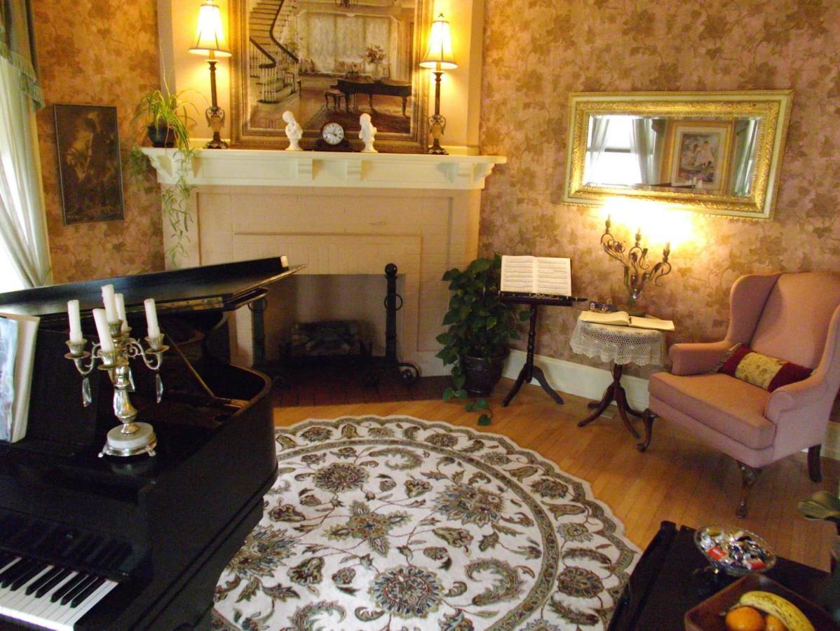 Annville The Patriot House Bed & Breakfast מראה חיצוני תמונה